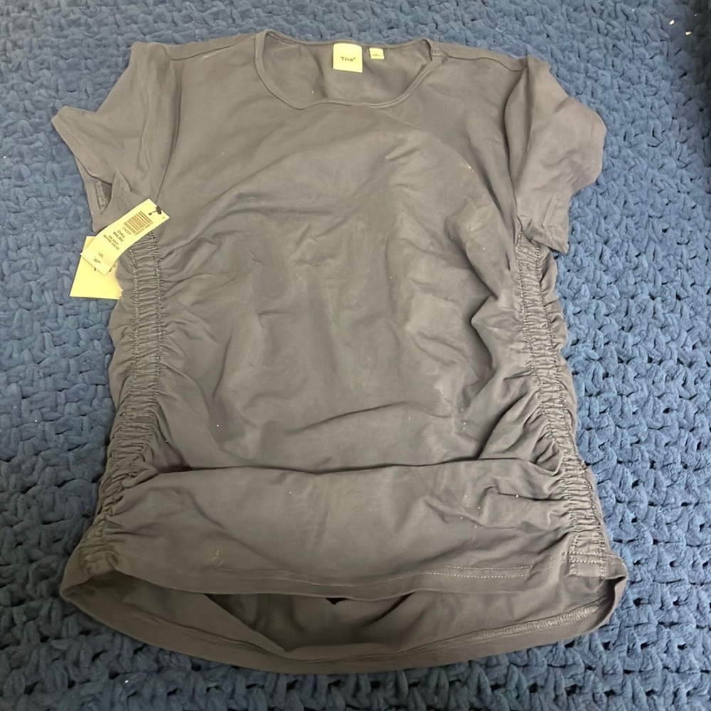 Nwt aritzia Malibu tshirt, size large, navy